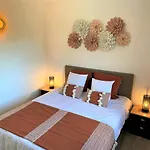 Coconing A 7min Des Plages - Piscine Chauffee - Clim - Bbq - Parking Privatif - Fibre * Porto-Vecchio (Corsica)