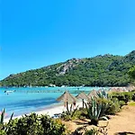 Coconing A 7min Des Plages - Piscine Chauffee - Clim - Bbq - Parking Privatif - Fibre * Porto-Vecchio (Corsica)